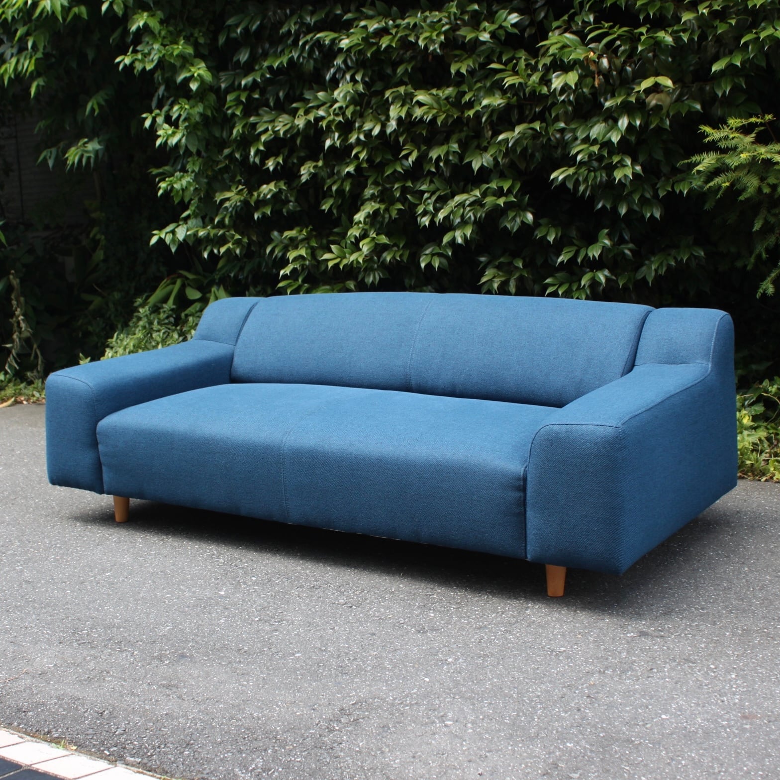 IDEE PLAISIR SOFA 2.5人掛けソファ | トリノス-torinoth- | 新宿区