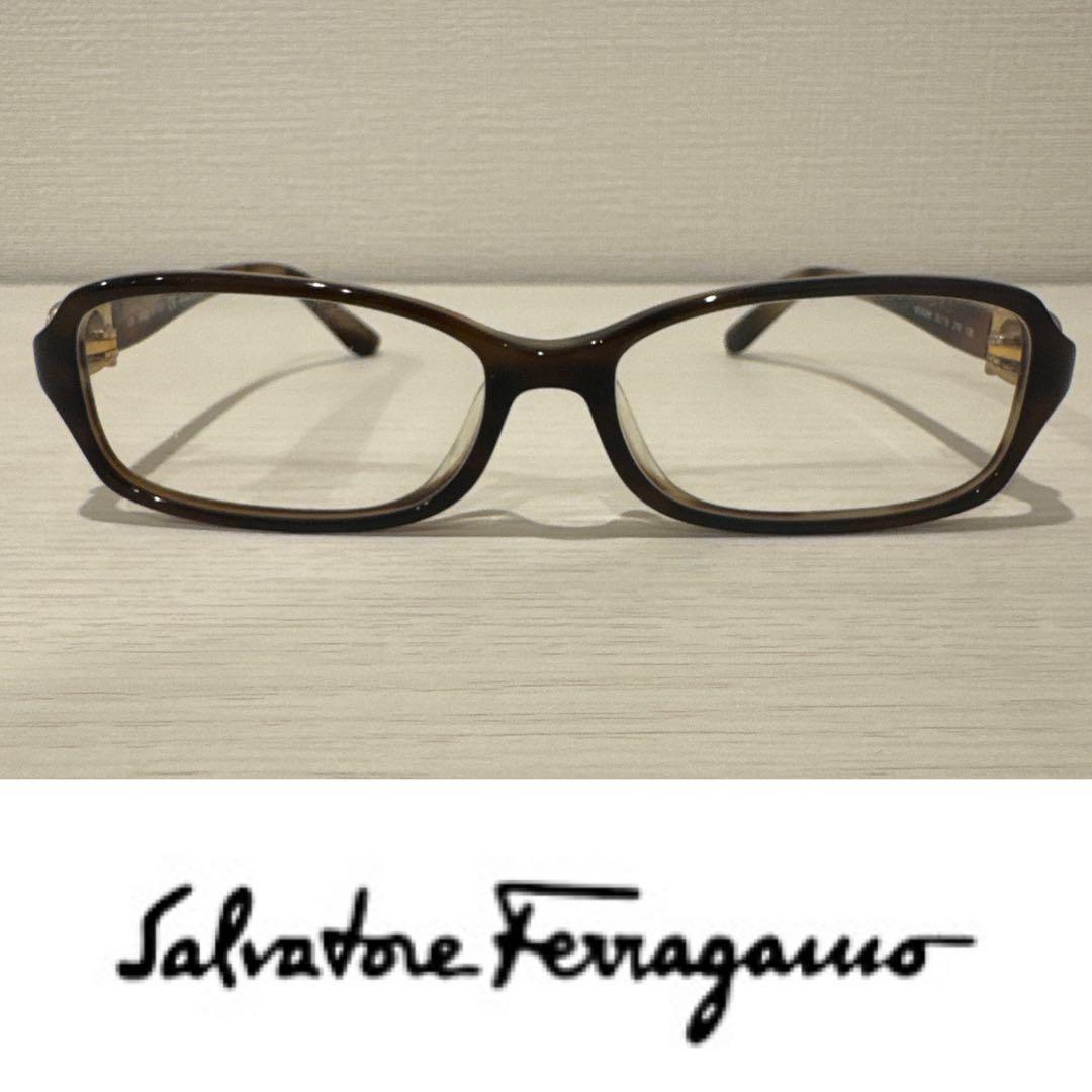 【お値下げ中】フェラガモ♡ブラウン・メガネ 2026年最新】フェラガモ メガネの人気アイテム - メルカリ