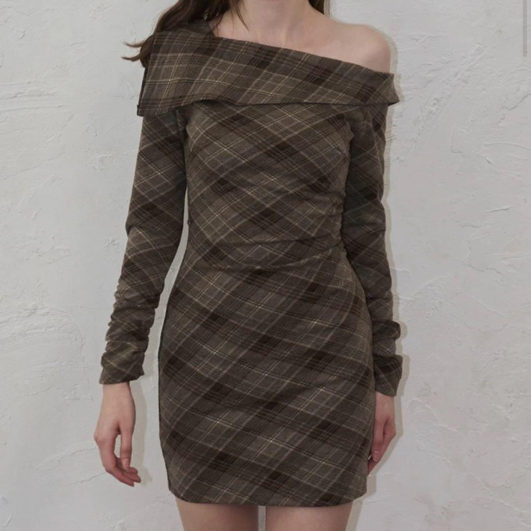 yilon イロン オフショルダーチェックミニOP ブラウン yilon イロン オフショルダーチェックミニOP ブラウン イロン ワン