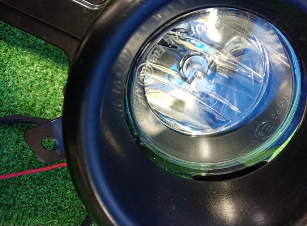 期間限定価格　25日まで　スズキ 純正 アルト HA25S フォグライト セット