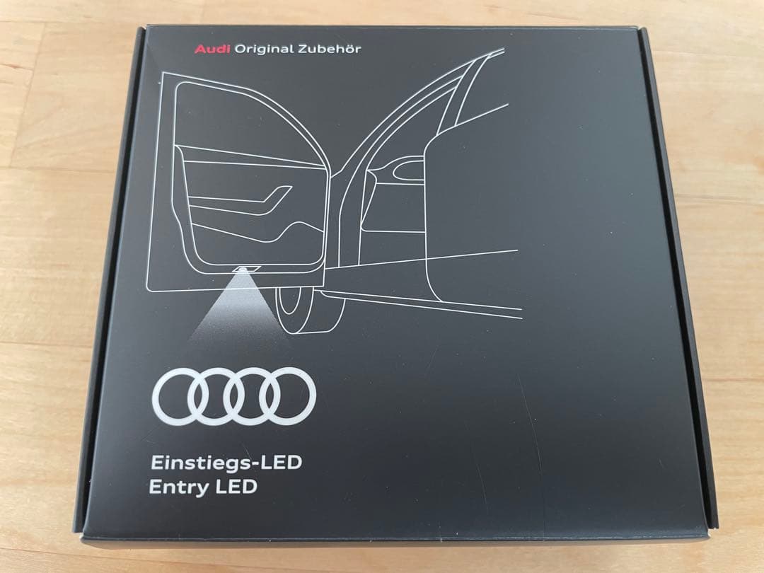 アウディ Audi 純正 ドアエントリーライト カーテシランプ フォーリング アウディ純正カーテシーランプ ドアエントリーライト フォーリングス Audi