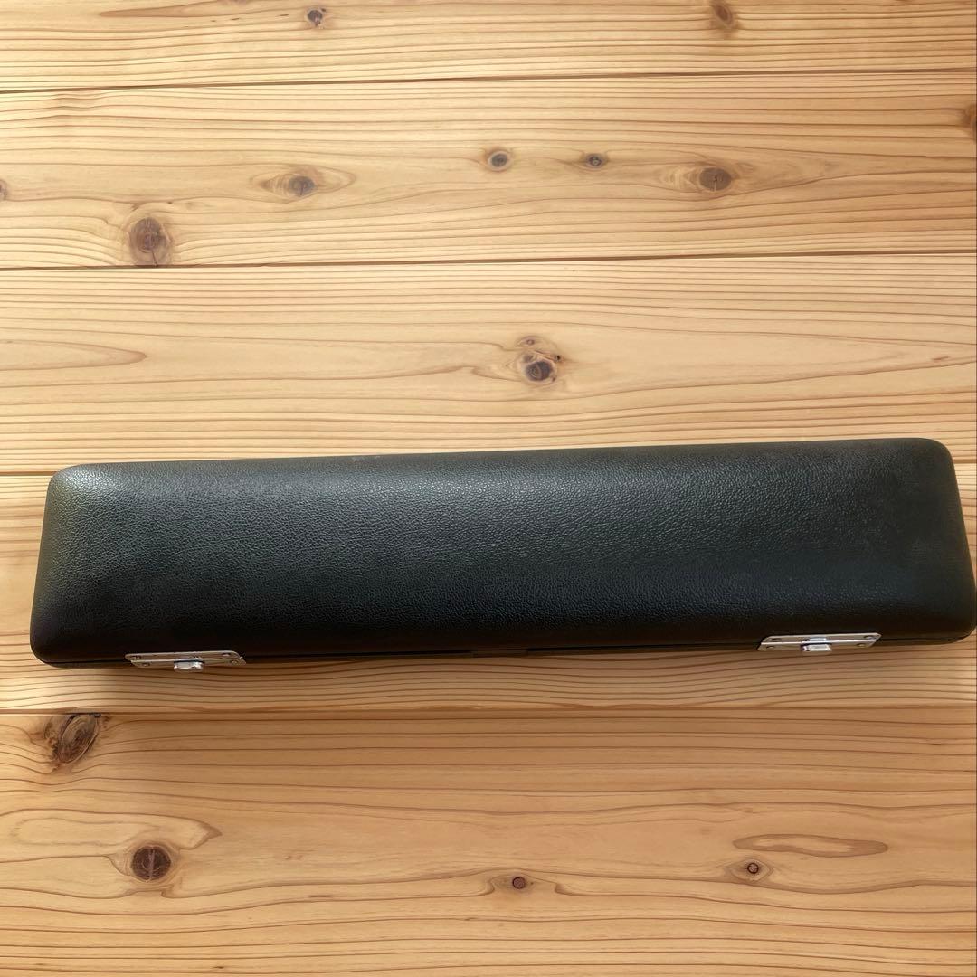 ヤマハフルート　YFL-211 Eメカ付き